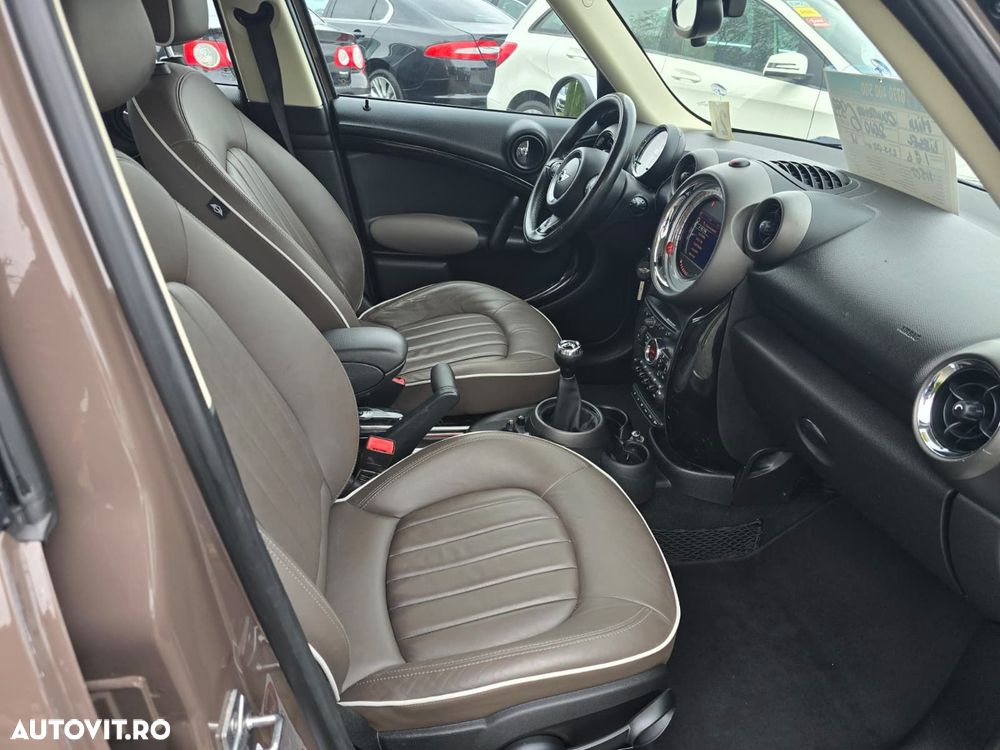 Mini Countryman - 10