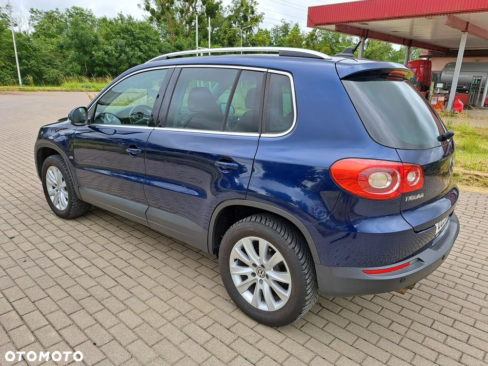 Volkswagen Tiguan - 10
