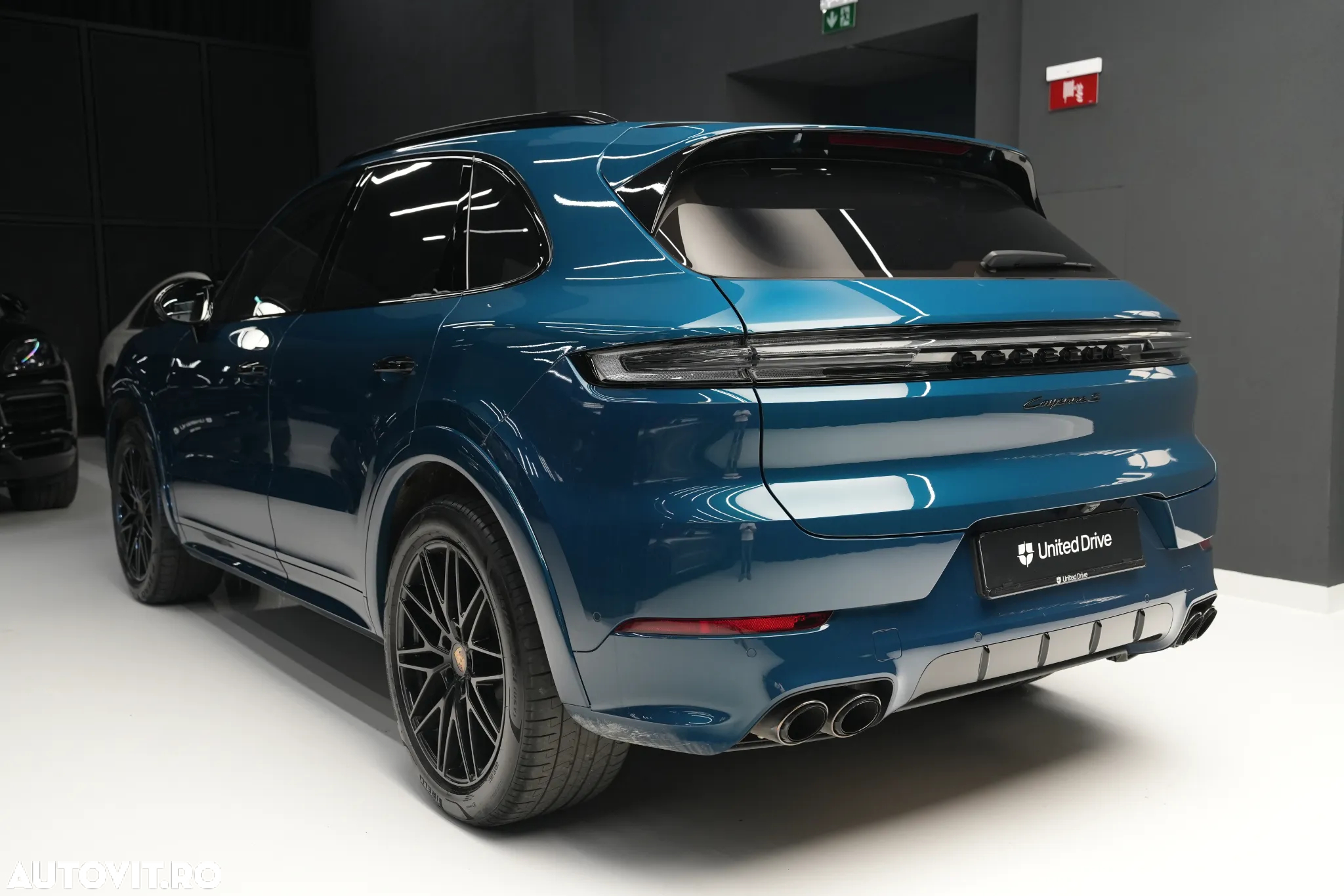 Porsche Cayenne S - 28