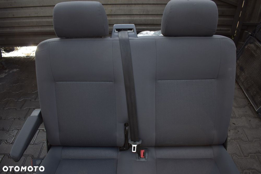 FOTEL KANAPA DWÓJKA 2 RZĄD SKŁADANY PODŁOKIETNIK - VW TRANSPORTER T5 CARAVELLE - 3