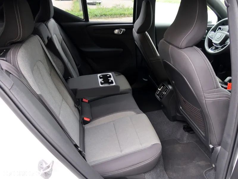 Volvo XC 40 T2 Essential - 19