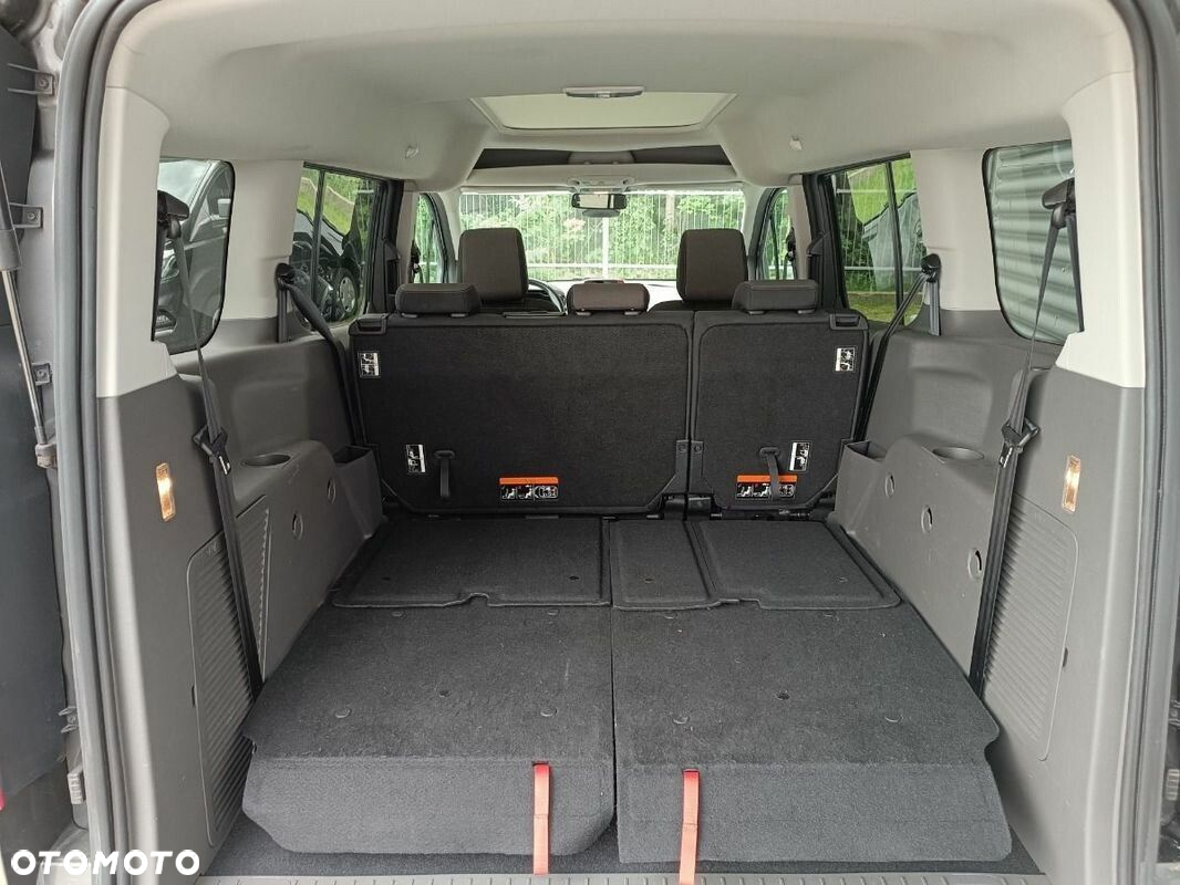 Ford Tourneo Connect - 34