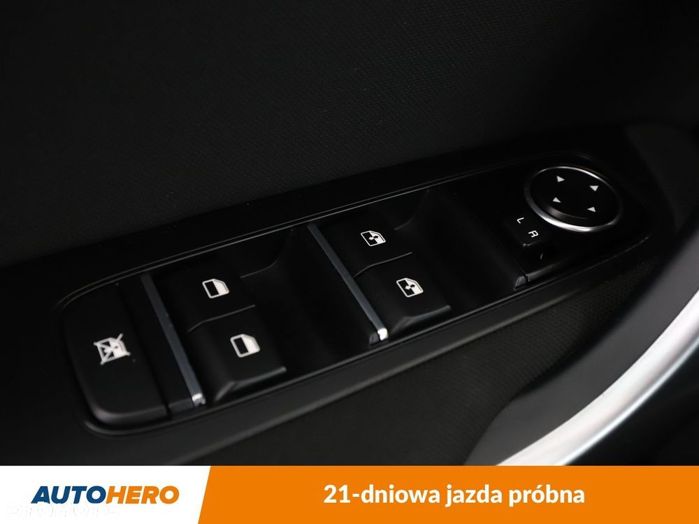 Kia Ceed - 31