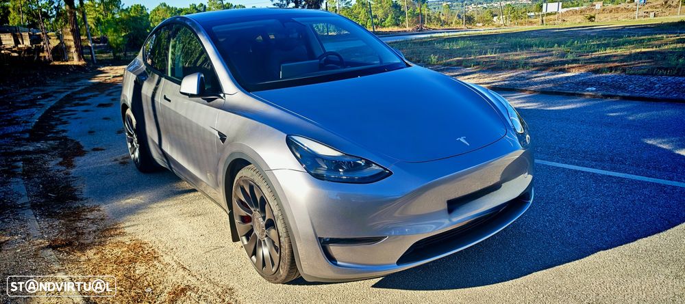 Tesla Model Y Performance Tração Integral - 9