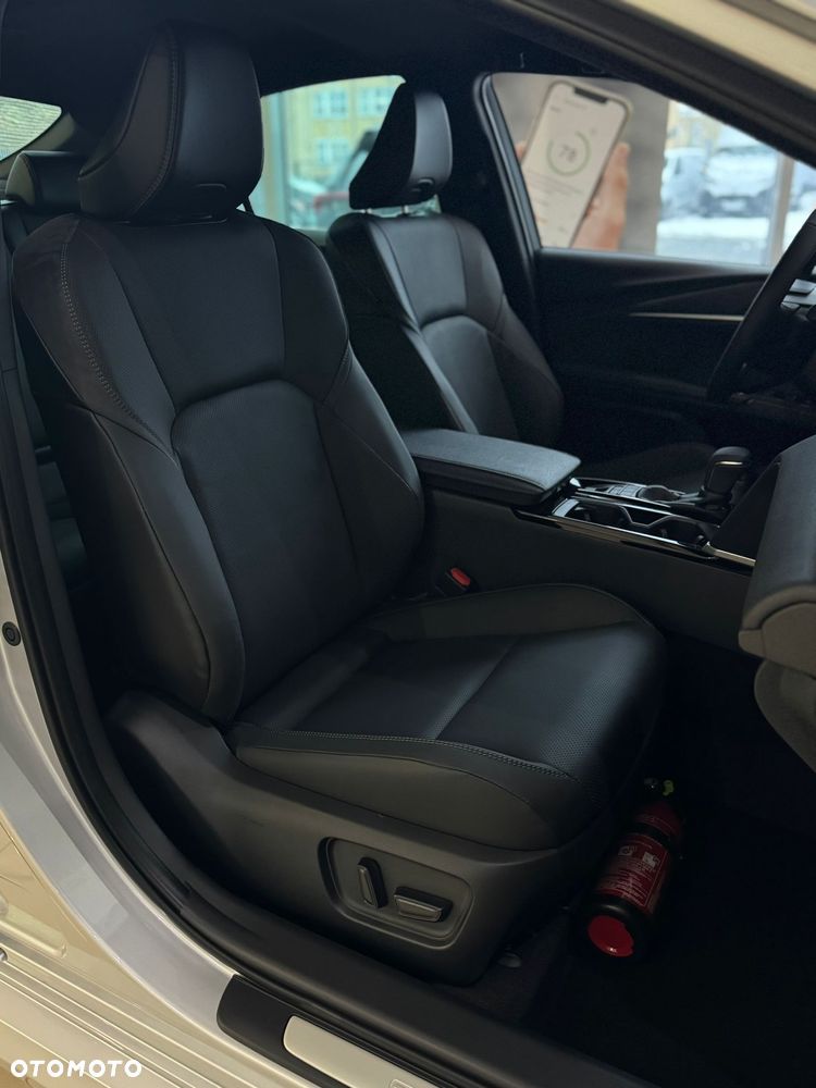 Toyota Camry 2.5 Hybrid Dynamic Force Prestige e-CVT - 9
