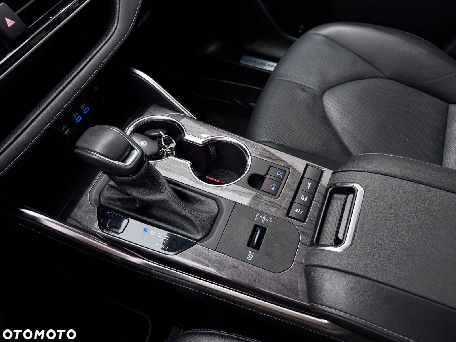 Toyota Highlander - 32