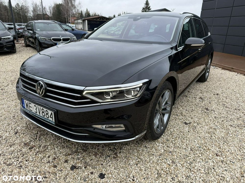 Volkswagen Passat - 11