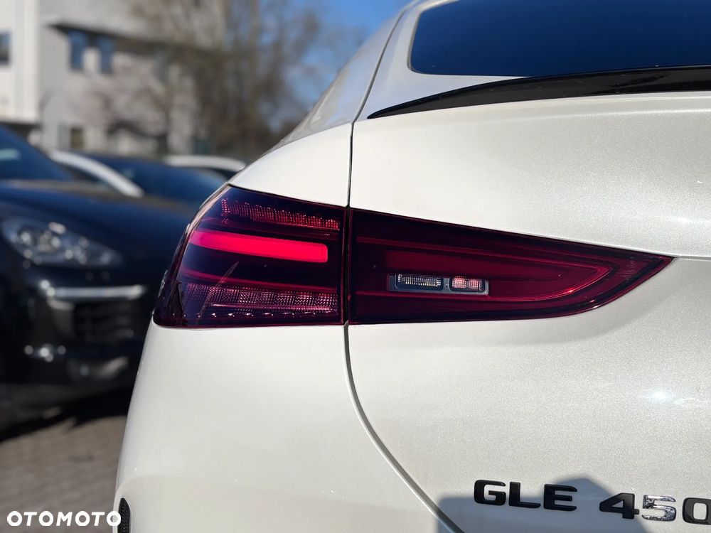 Mercedes-Benz GLE - 11