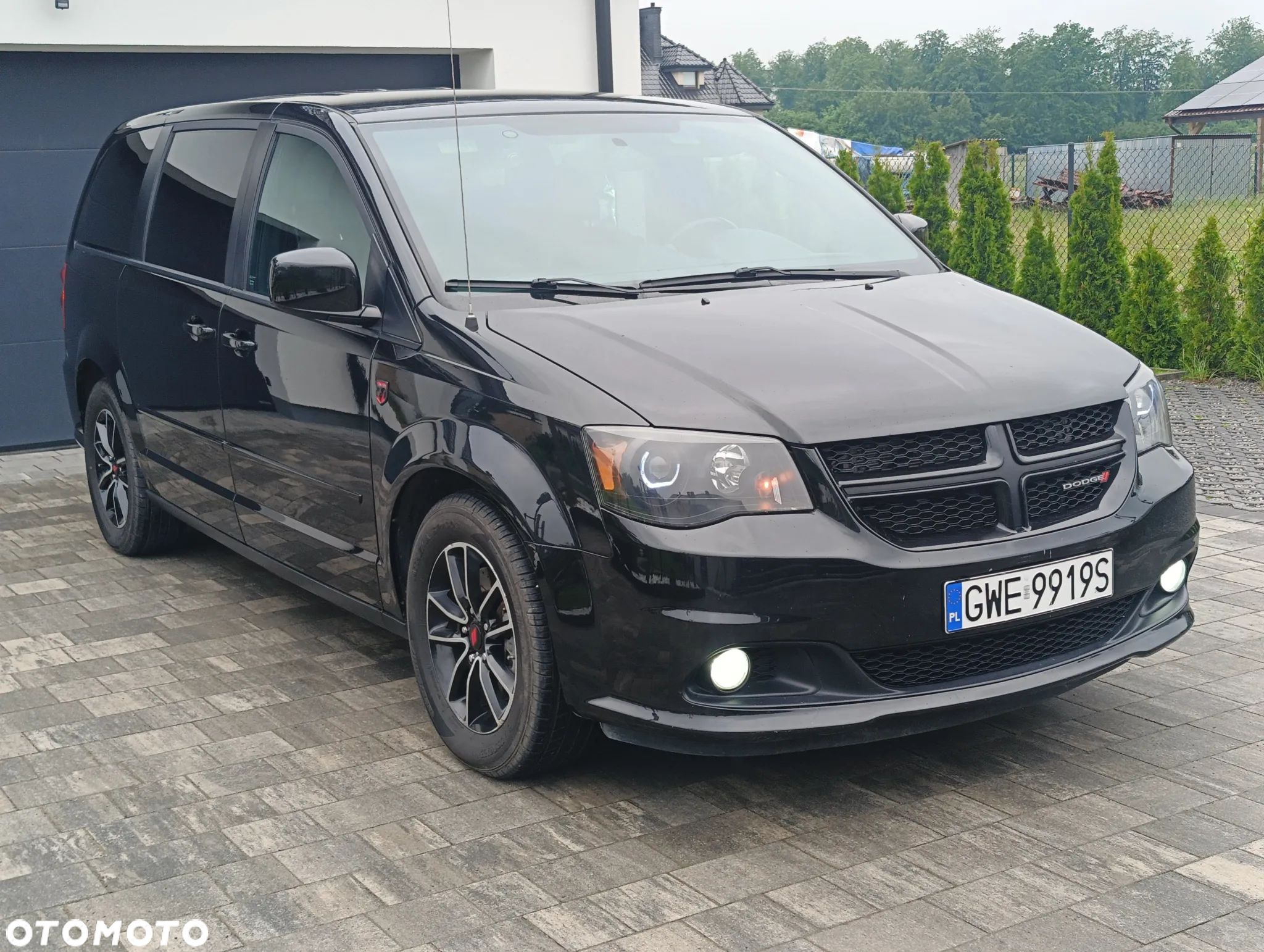 Dodge Grand Caravan - 1