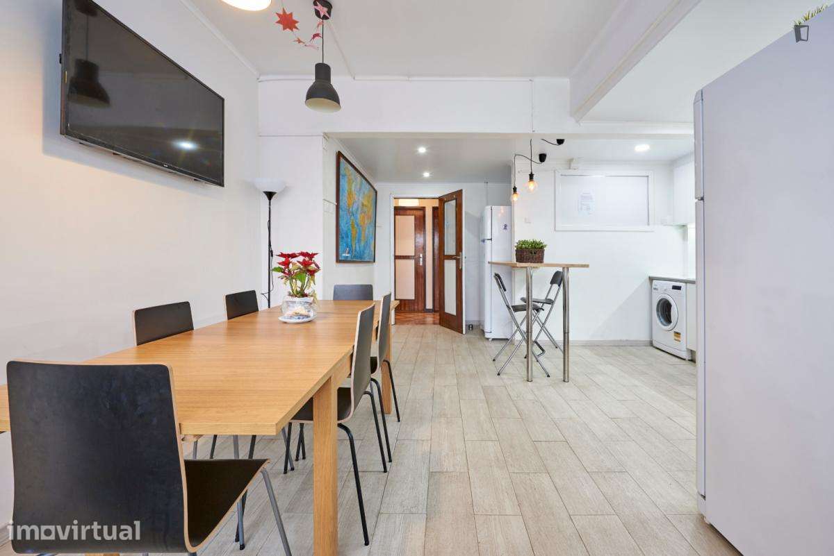 Quarto - localizado em Saldanha Lisbon - Grande imagem: 3/28