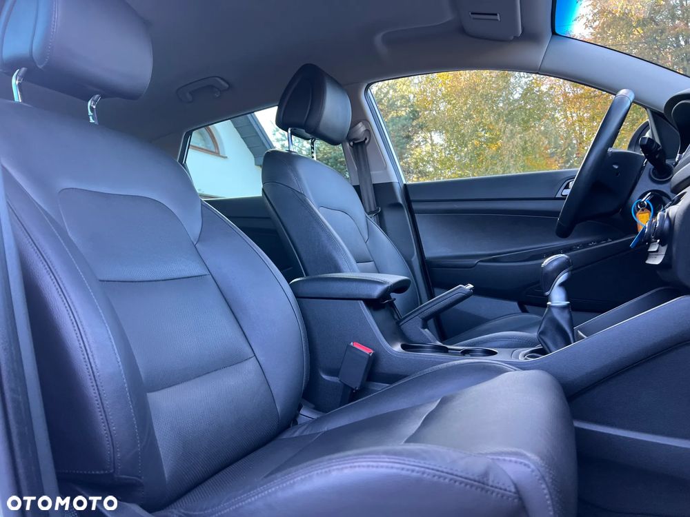 Hyundai Tucson blue 1.6 GDi 2WD Passion - 33