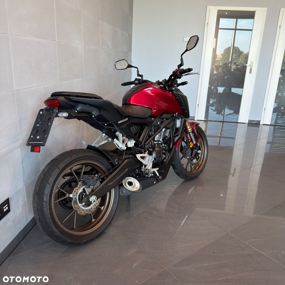 Honda CB - 4
