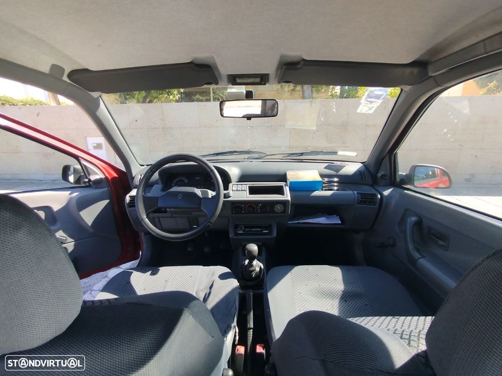 Renault Clio 1.2 RN - 5