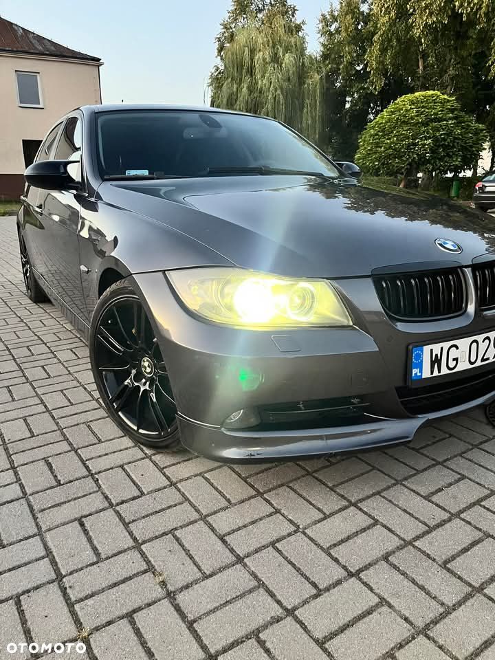 BMW Seria 3 - 25