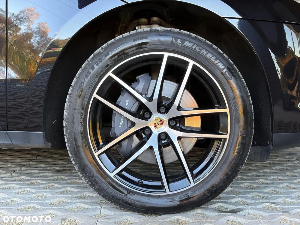 Porsche Macan Standard - 22