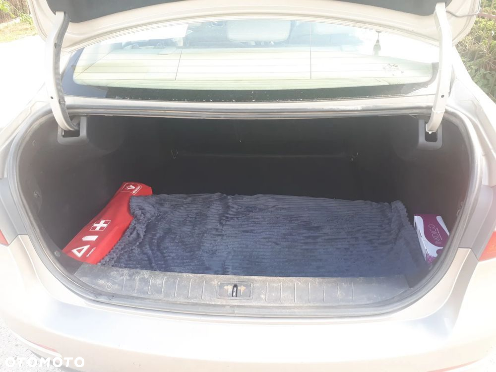 Renault Latitude - 6