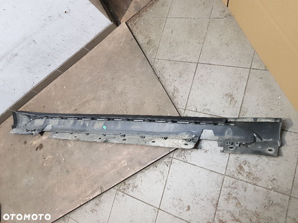 BMW X1 E84 LCI Sport Line lifting listwa progowa próg lewy nakładka - 2