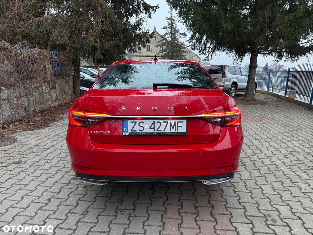 Skoda Superb 2.0 TSI L&K DSG - 7