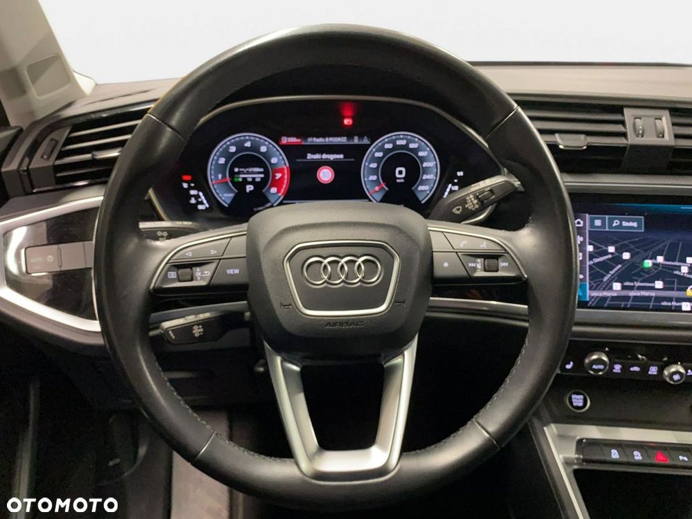 Audi Q3 - 21