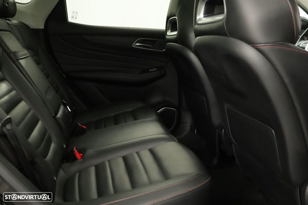 MG EHS 1.5 T-GDI Plug-in Hybrid Luxury - 23