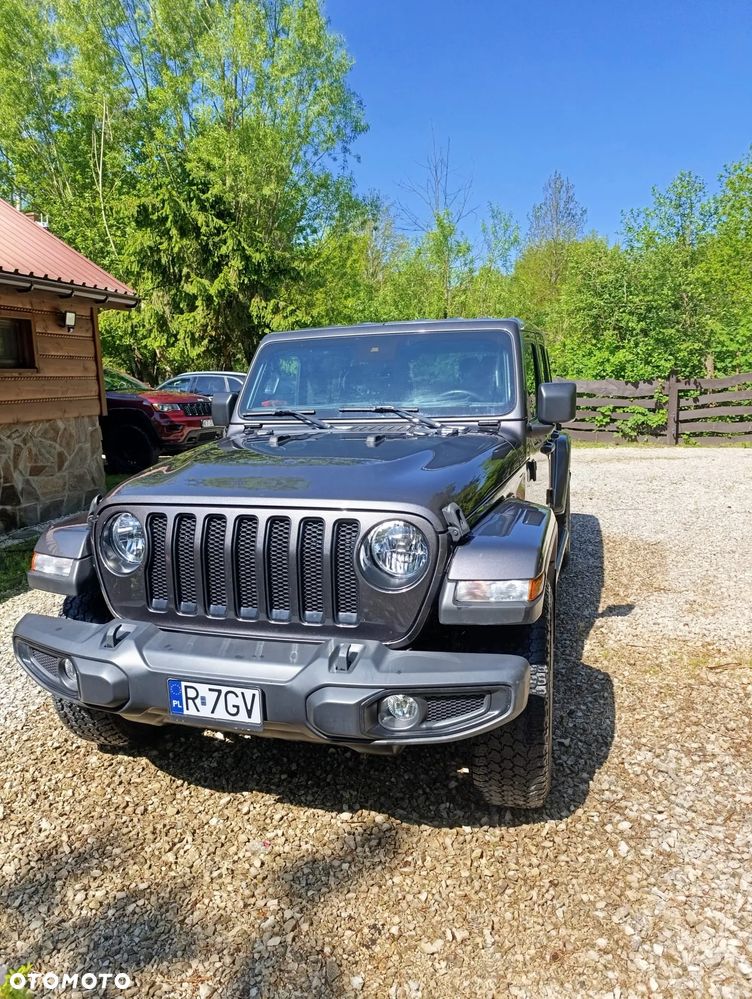 Jeep Wrangler - 8