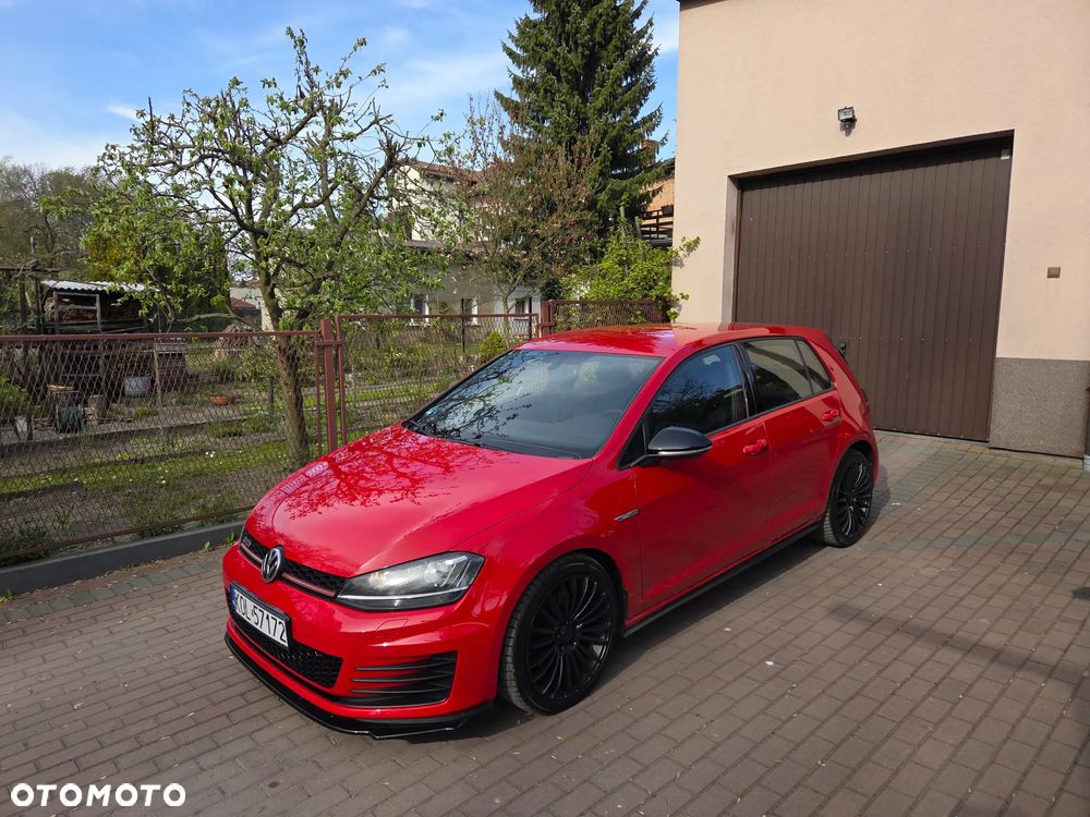 Volkswagen Golf 2.0 TDI BMT GTD - 4
