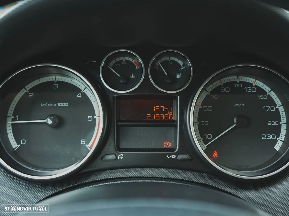 Peugeot 308 1.6 HDi Premium - 10