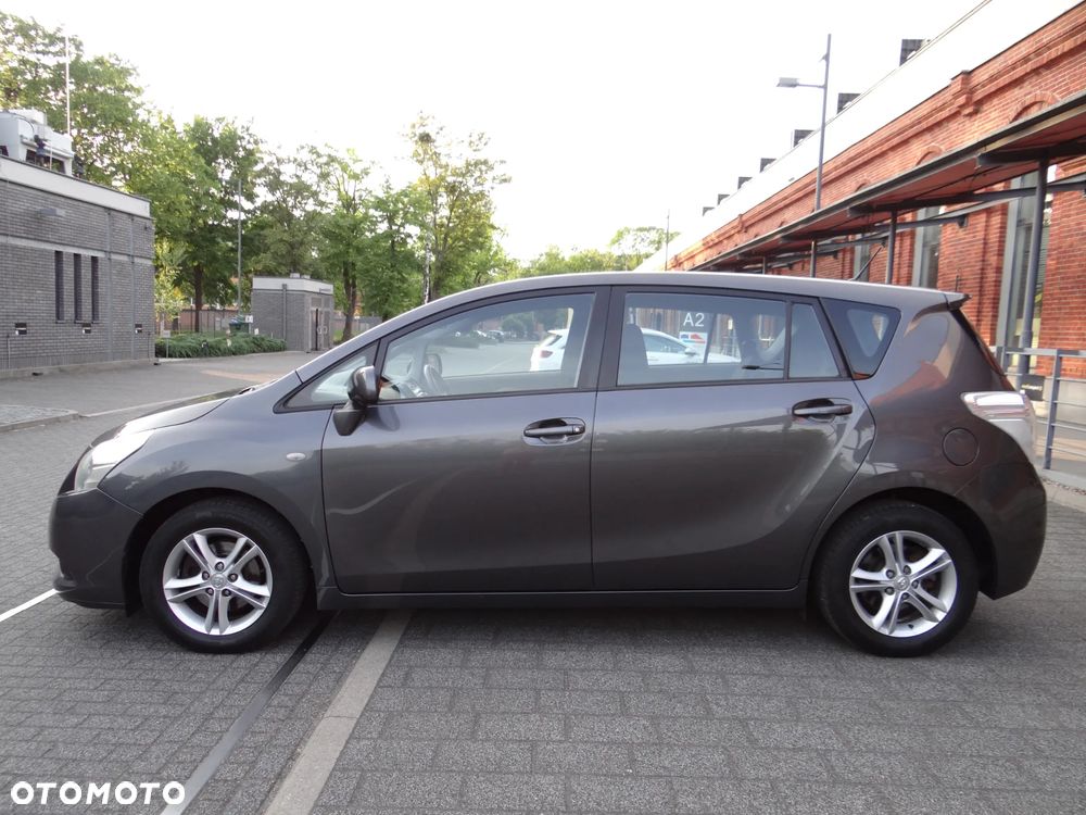 Toyota Verso 1.8 7-Sitzer Comfort - 12