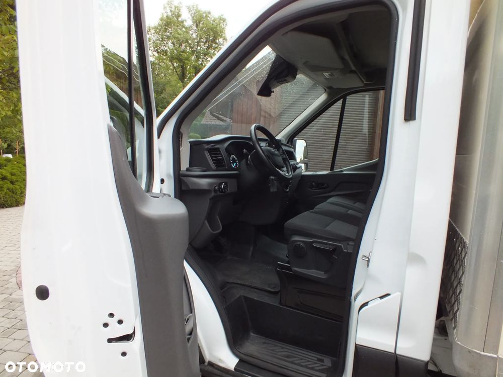 Ford Transit - 19