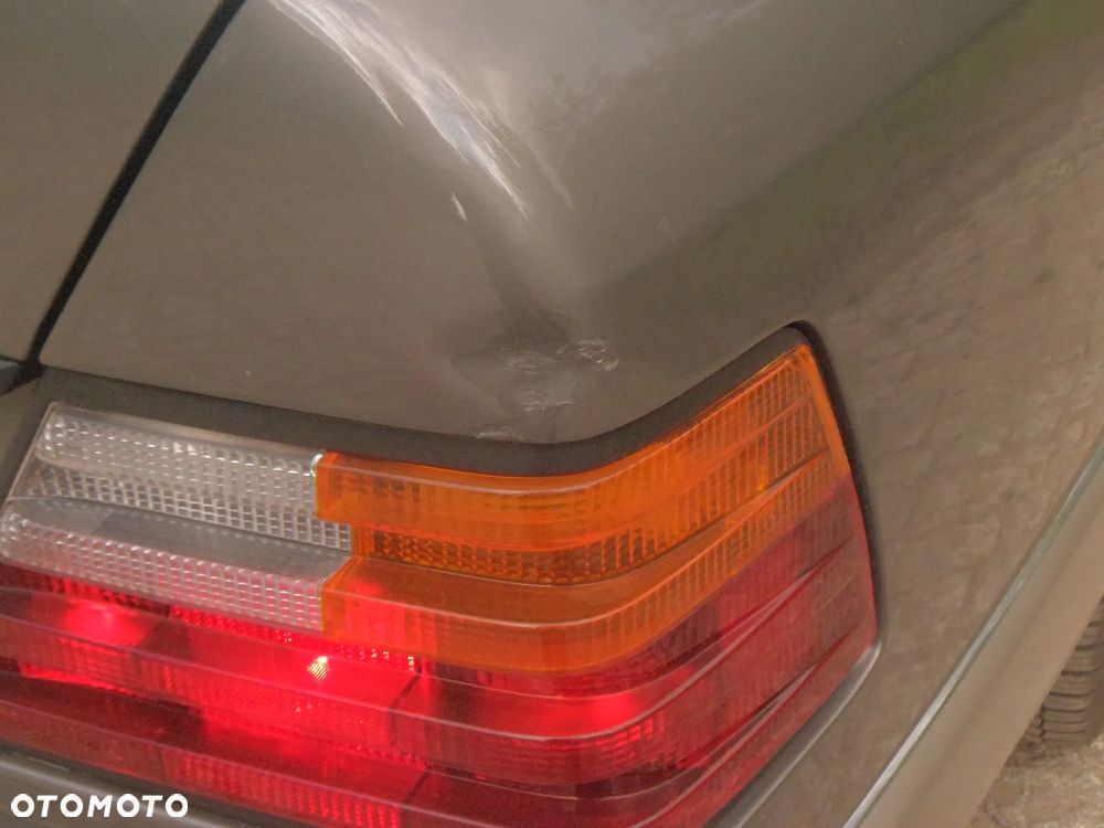 Mercedes-Benz W124 (1984-1993) - 12