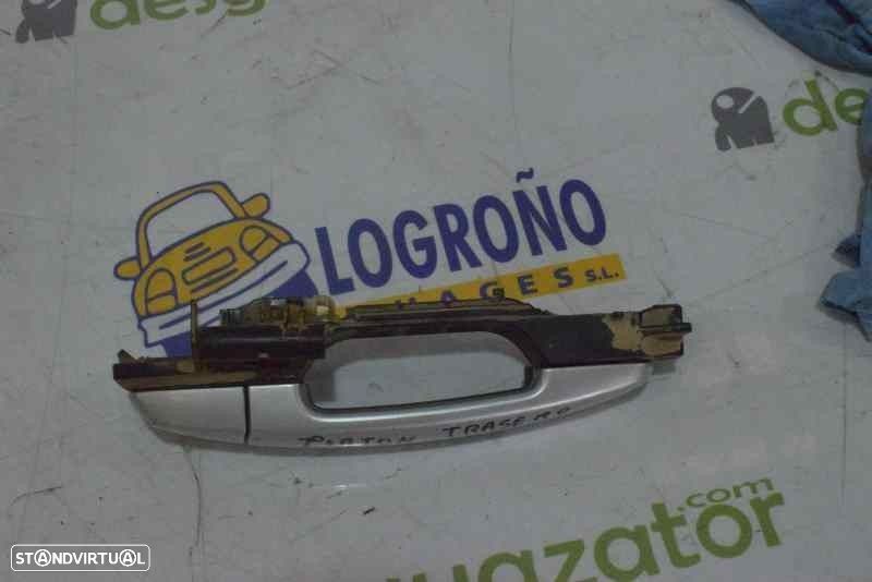 MANIPULO EXTERIOR PORTA TRASEIRA SUZUKI GRAND VITARA II 2009 -8281063821ZJ3 - 2