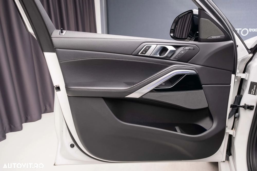 BMW X6 xDrive40i AT MHEV - 23