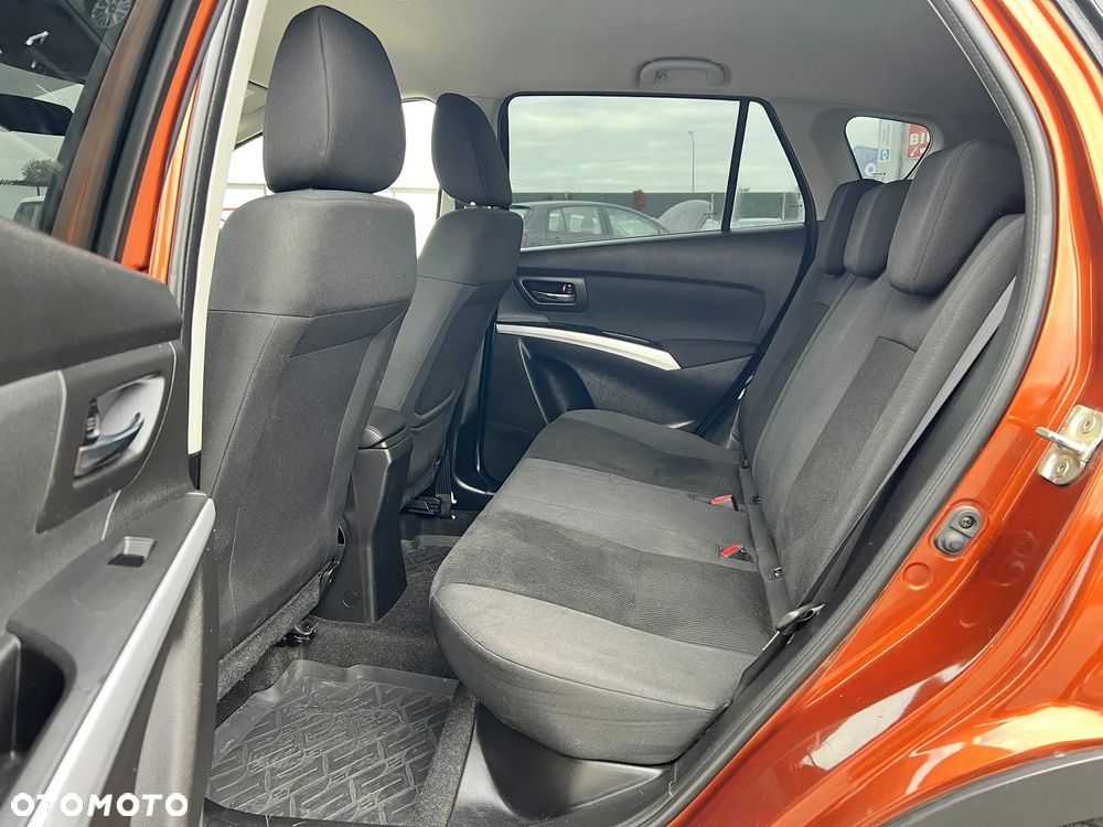 Suzuki SX4 S-Cross - 13