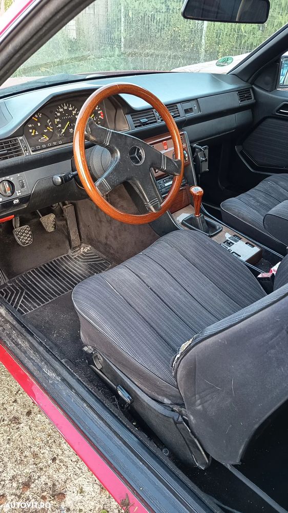 Mercedes-Benz W124 - 4