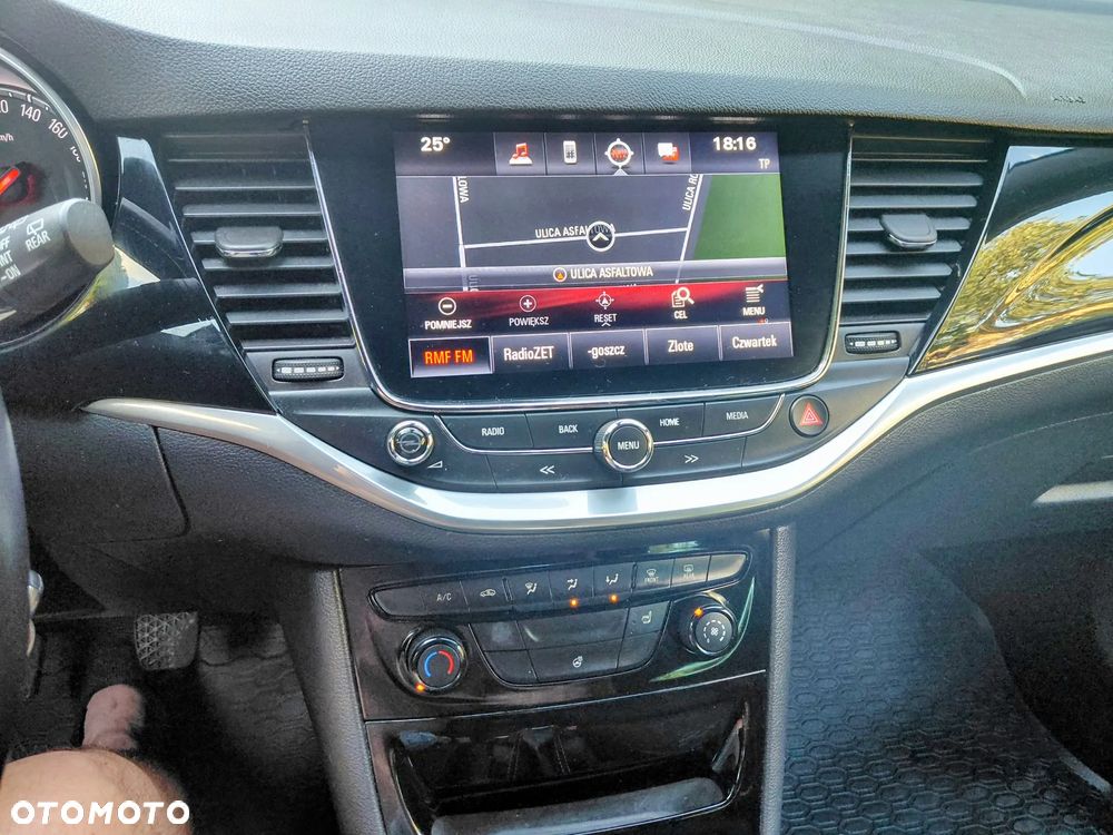 Opel Astra 1.4 Turbo Sports Tourer 120 Jahre - 8