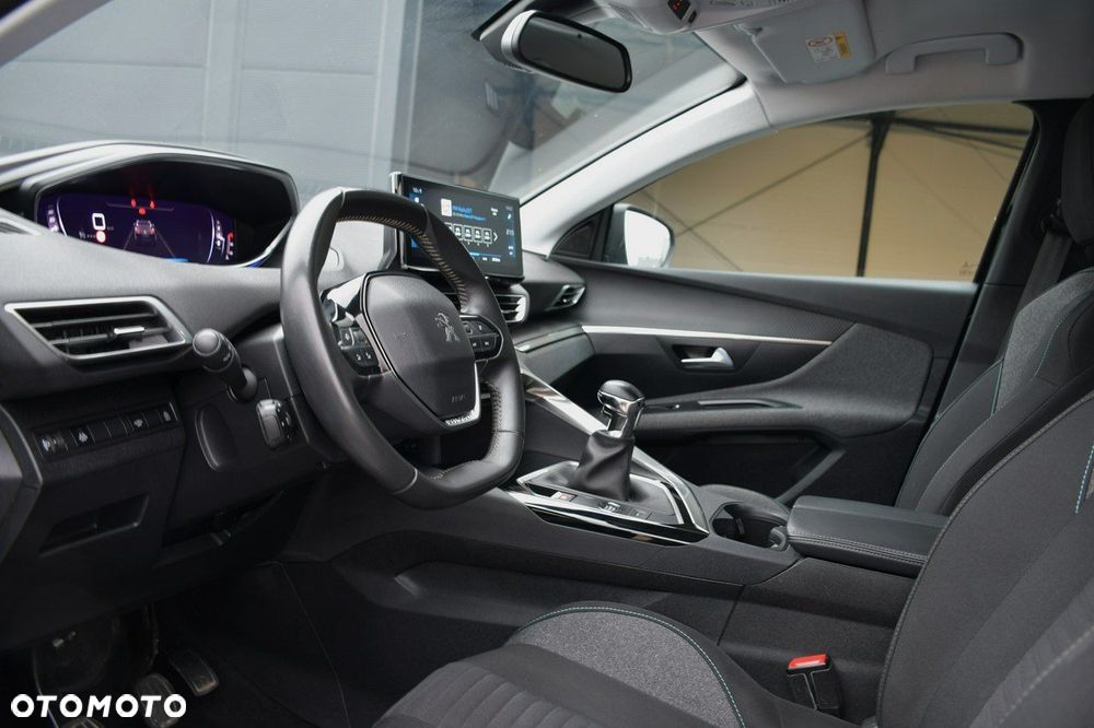 Peugeot 3008 1.2 PureTech Active Pack S&S - 12