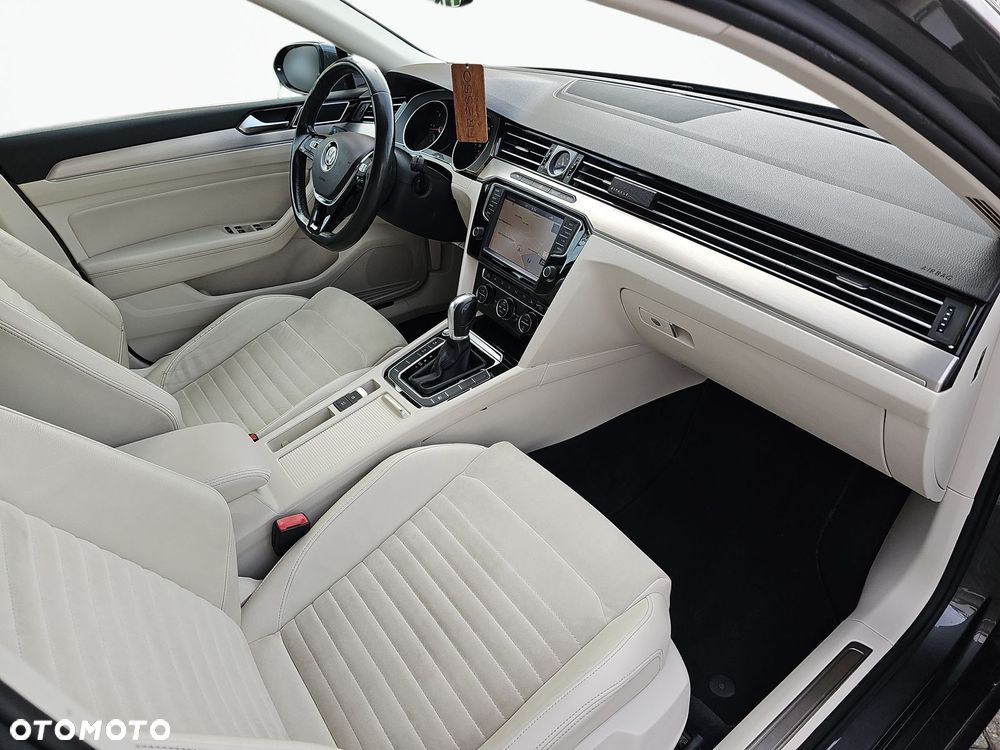Volkswagen Passat 2.0 TDI BMT Highline - 18