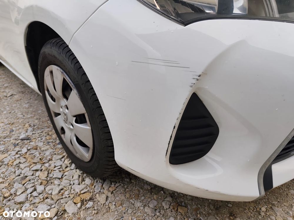 Toyota Yaris 1.0 Active EU6 - 16