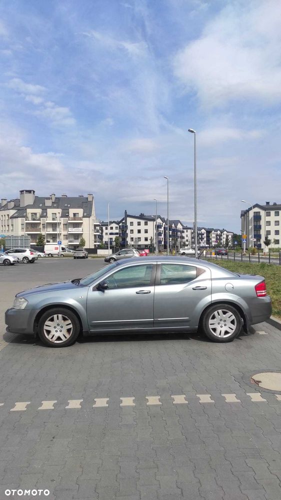 Dodge Avenger - 3