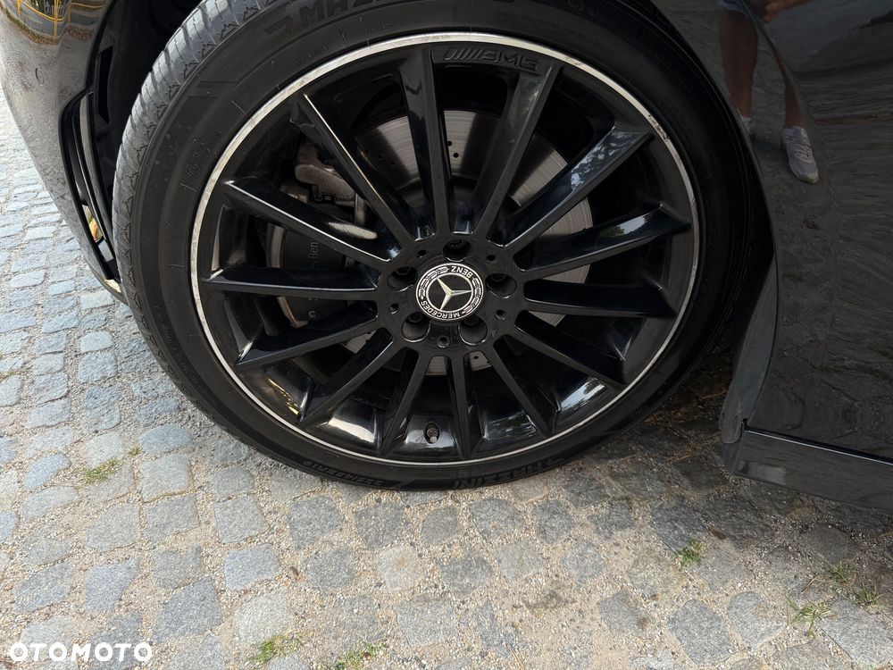 Mercedes-Benz CLA 250 4-Matic AMG Line 7G-DCT - 17