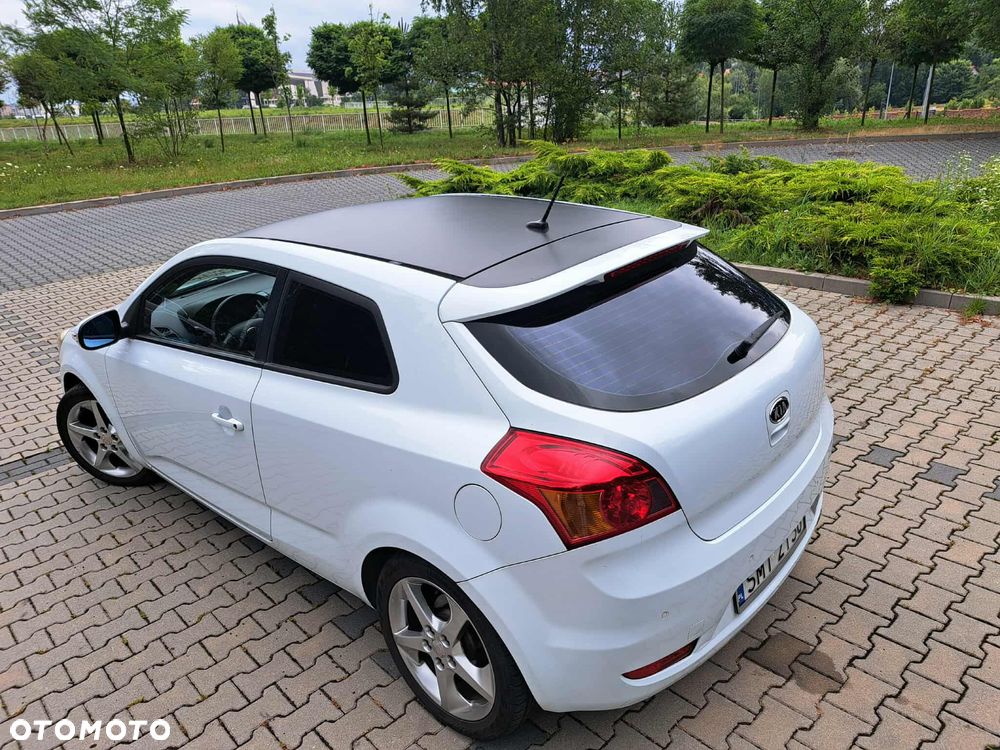 Kia Ceed - 7