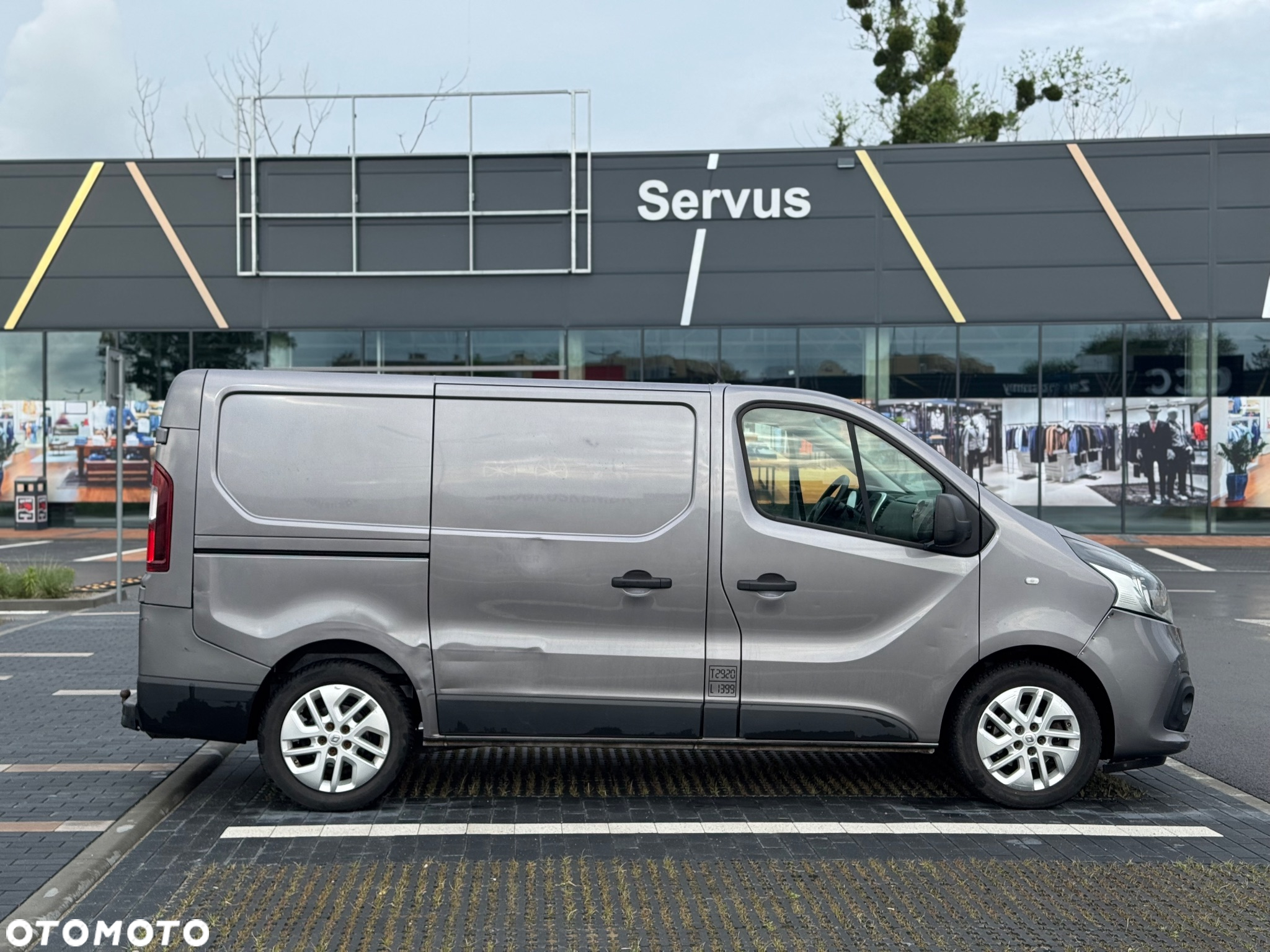 Renault Trafic - 10