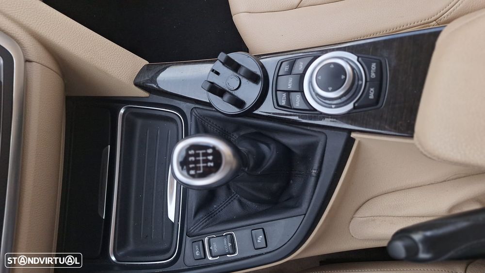 BMW 320 d ED Line Luxury - 10