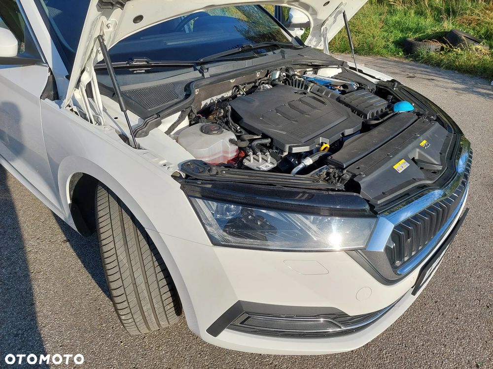Skoda Octavia 2.0 TDI 4x4 Style DSG - 26