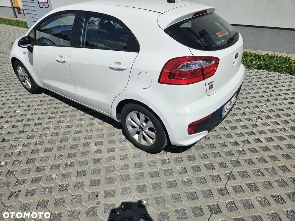 Kia Rio 1.1 crdi M - 4
