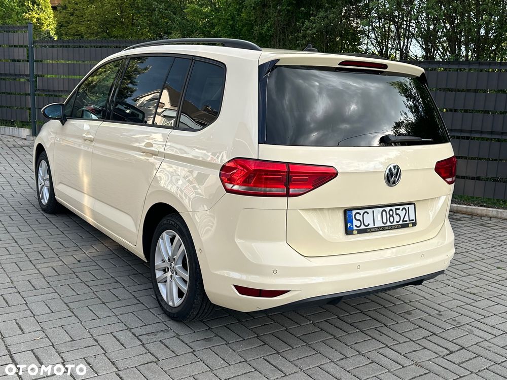 Volkswagen Touran - 6