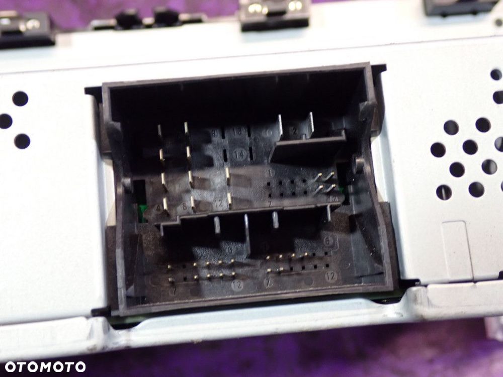 SKODA FABIA III RADIO 6V0035781H - 6