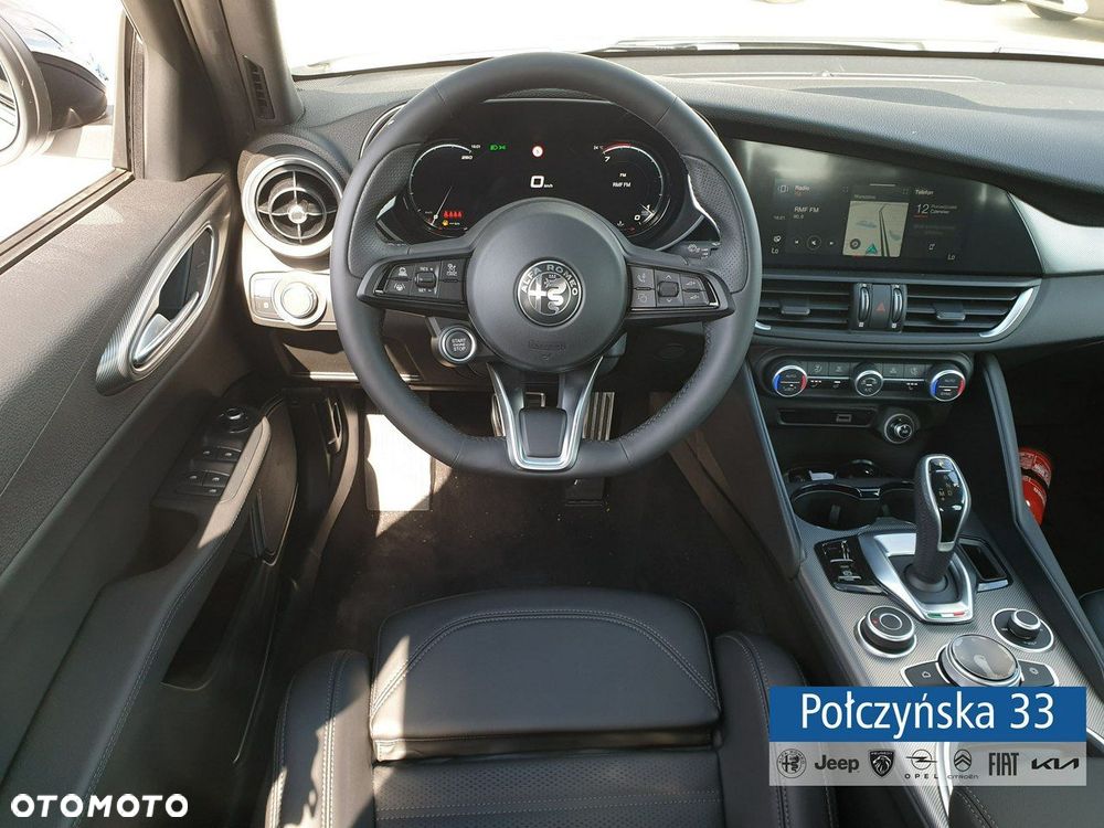 Alfa Romeo Giulia - 19