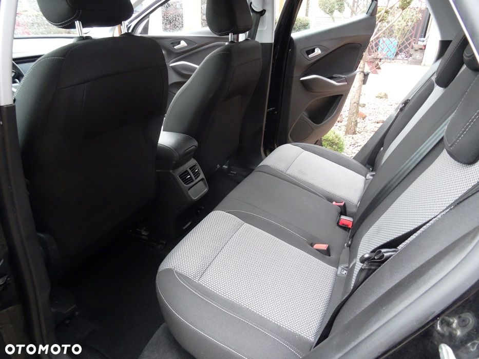 Opel Grandland X 1.2 T Enjoy S&S - 16