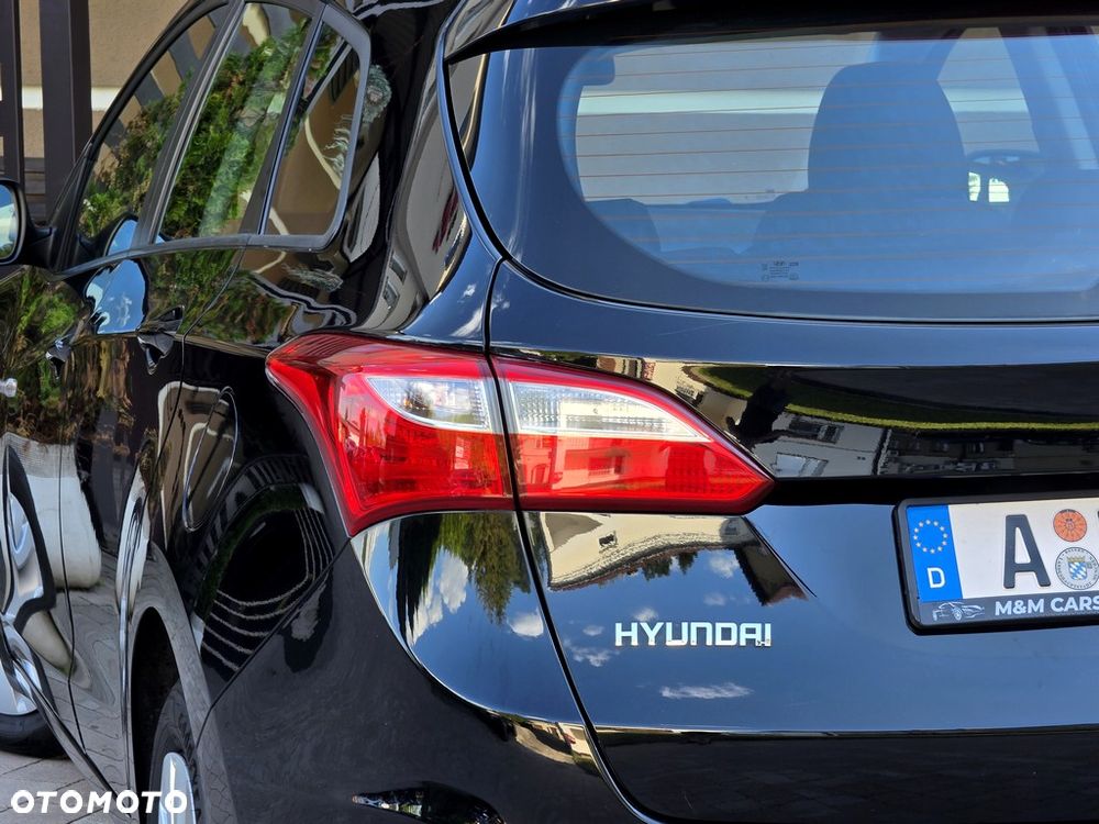 Hyundai i30 1.4 Premium - 19